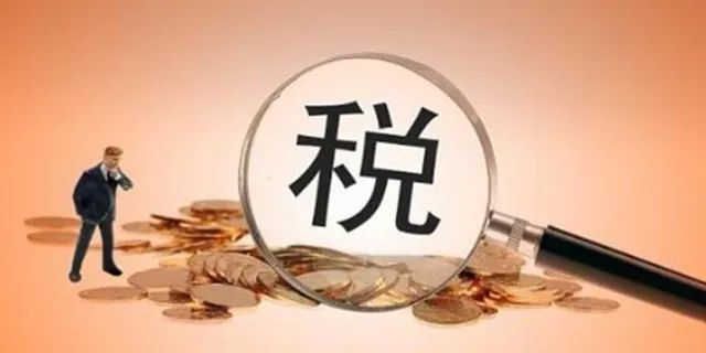住宅70年，公寓40年，別墅50年，商業(yè)40年，到期后可以續(xù)期，不需申請(qǐng)，無(wú)前置條件，更不影響交易！