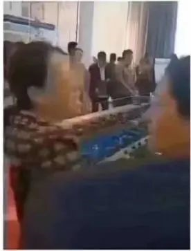 上頭條了，新房不收中介費，說的嗓子疼都不聽，非要自己去售樓處，價格高10萬反而沒有優(yōu)惠！