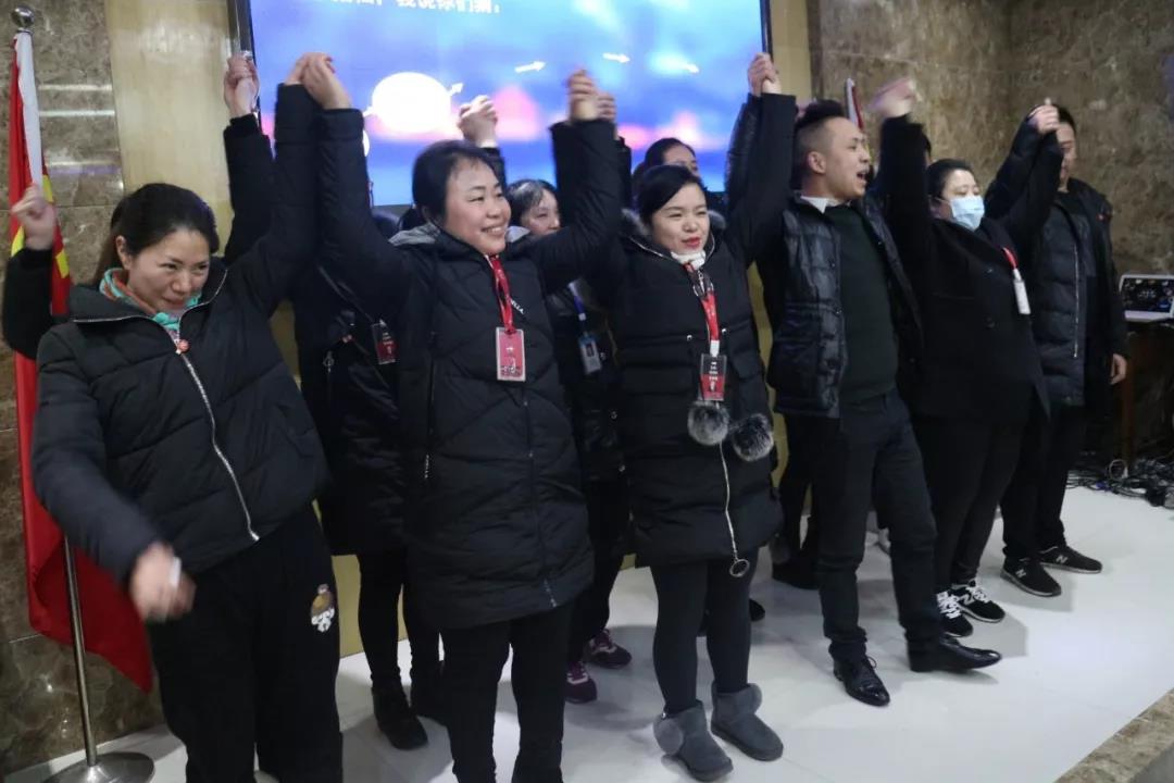 2019年，我們還在做房產(chǎn)中介，買房、賣房請放心找我們！